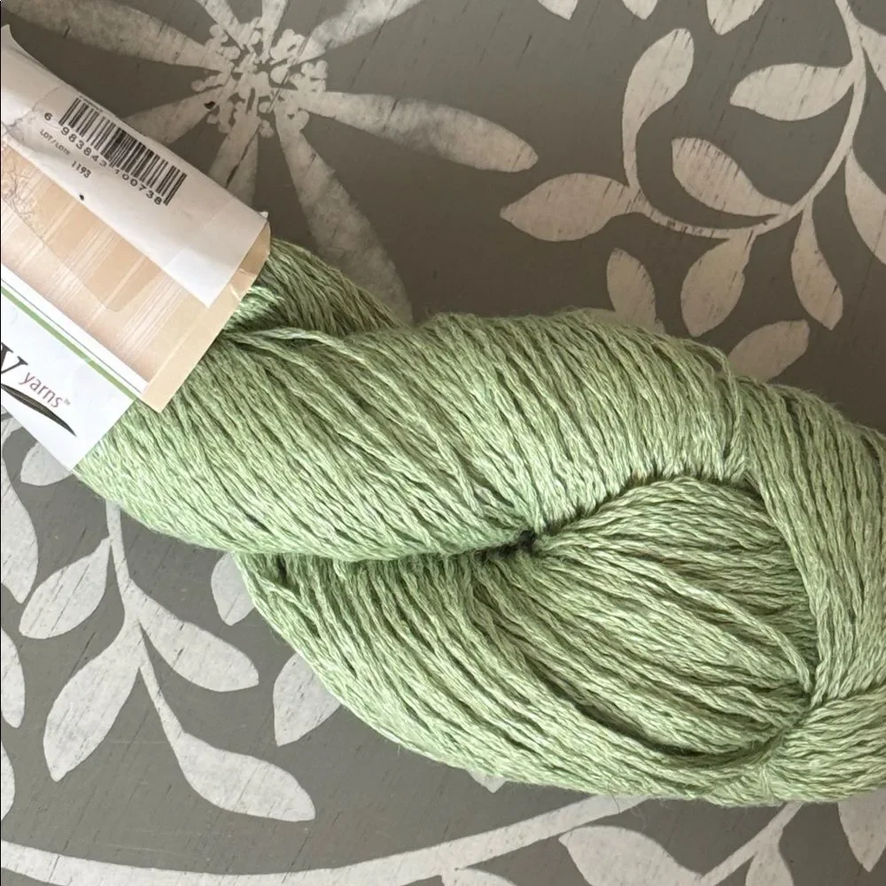 Willow Yarn Skein in Parakeet Linen Cotton Blend